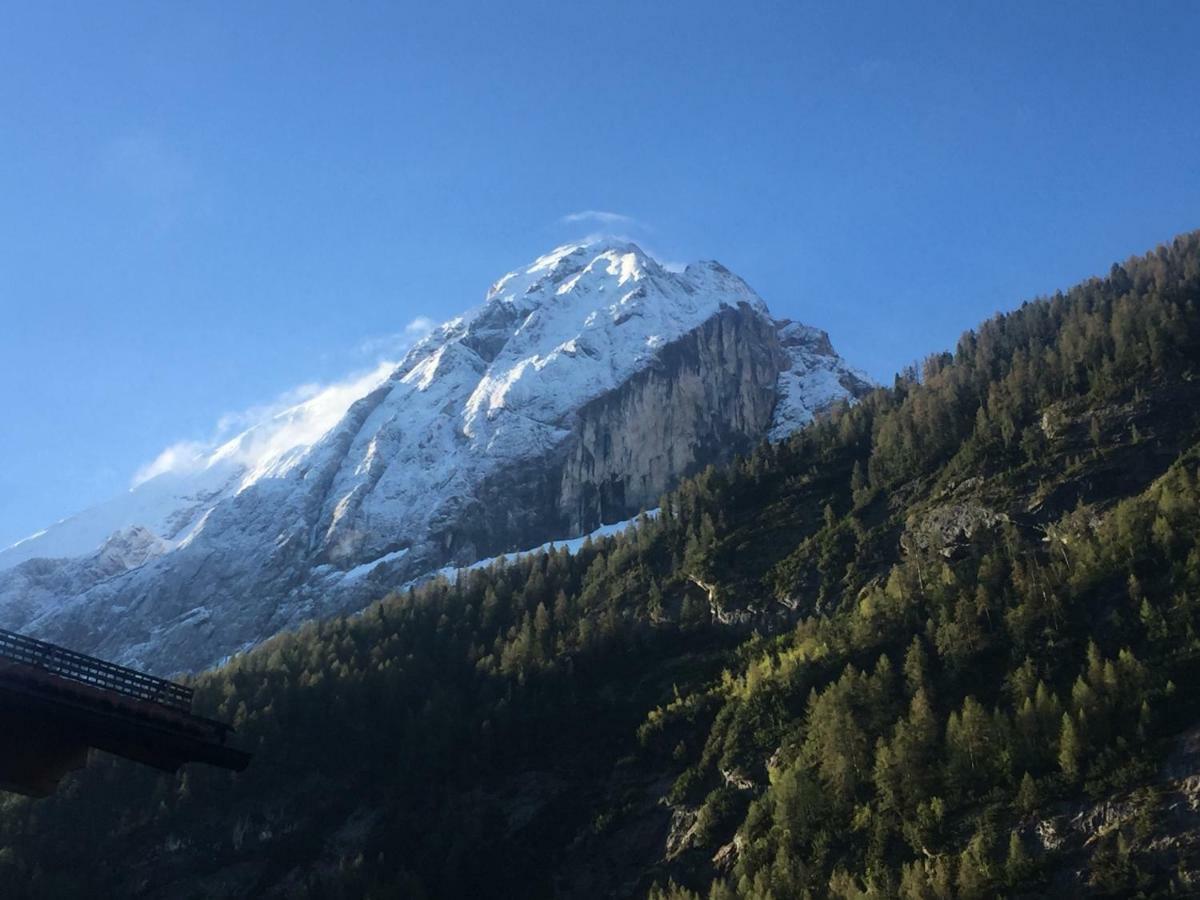 Ai Piedi Della Marmolada Daire Canazei Dış mekan fotoğraf